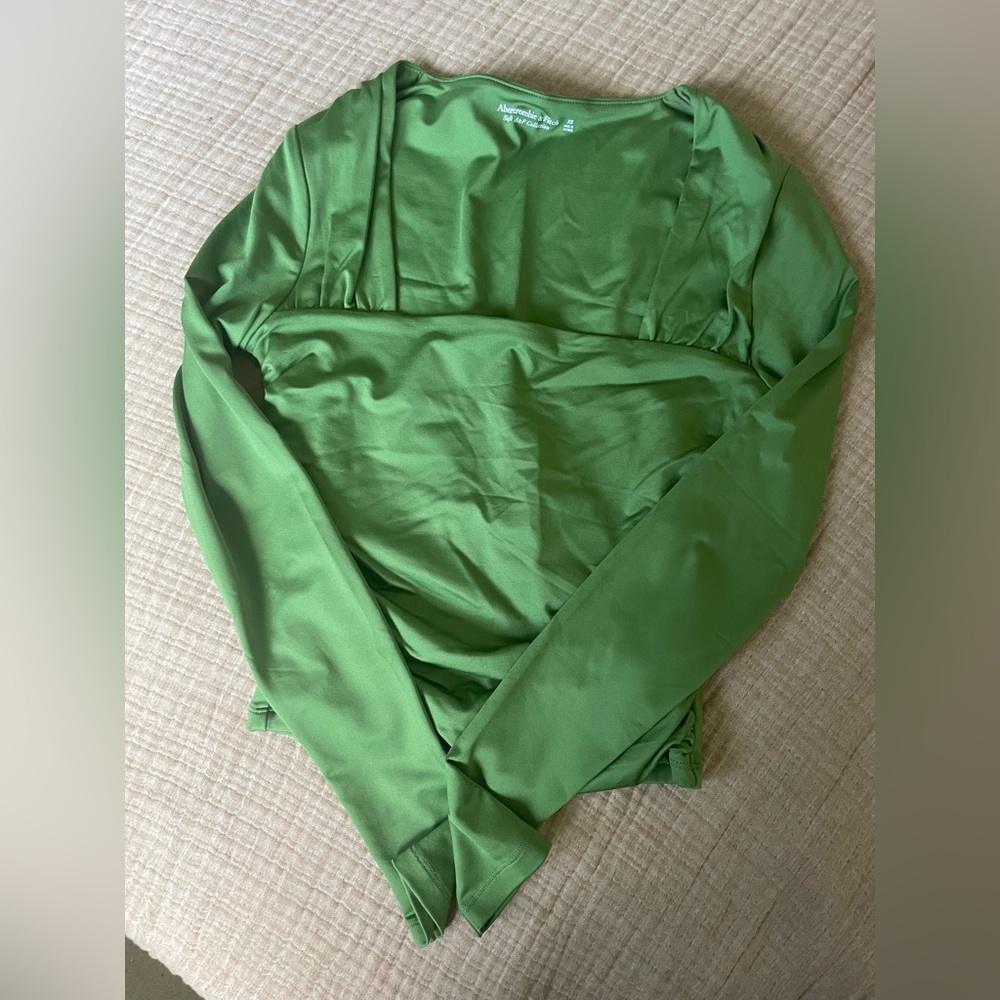 Abercrombie top bundle